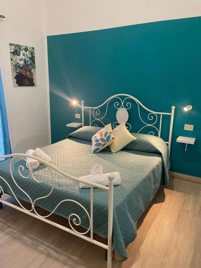 Maqueda Rooms Палермо Экстерьер фото